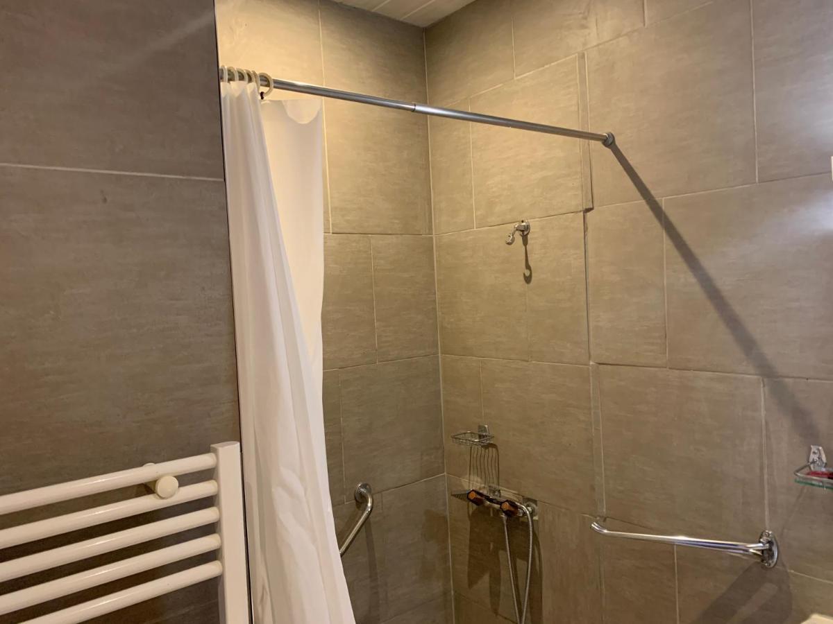 Hotel Le Cosy Pont-de-Cheruy Luaran gambar
